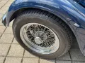 Morgan Plus 4 Roadster elegante Farbkombination