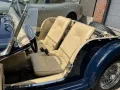Morgan Plus 4 Roadster elegante Farbkombination