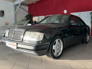 Mercedes-Benz 300 CE 124 *KLIMA*SCHIEBEDACH*KARO*