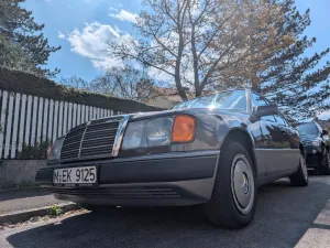 Mercedes-Benz E 220 (W124) Oldtimer aus 1. Hand
