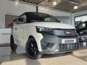 Ligier JS 50 Elite *KLIMAANLAGE, SERVO*