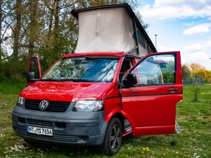 Volkswagen T5 California Comfortline / Camper /Neue Reifen