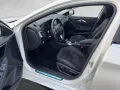 Infiniti Q30 1.6 16V Luxe Tech-Panorama-Kamera-BOSE-DAB