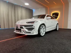 Lamborghini URUS S KEYVANY/1OF1/TWO COLOUR