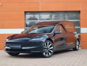Tesla Model 3 €82500 Leichenwagen Bestattungswagen