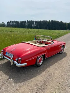 Mercedes-Benz 190