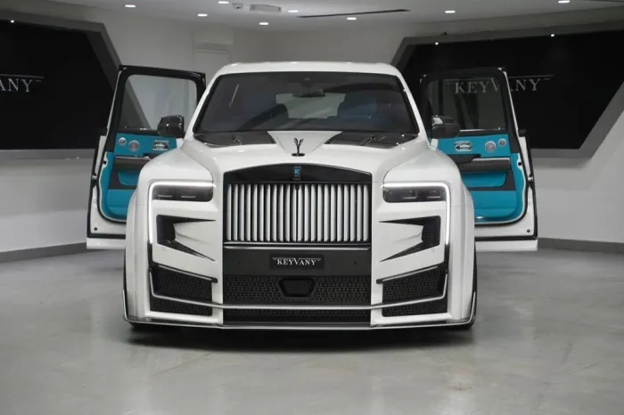 Rolls-Royce CULLINAN II BLACK BADGE/KEYVANY/4SEAT/TV/STARLGH