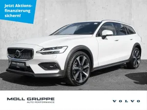 Volvo V60 Cross Country B4 AWD Plus Plus AWD