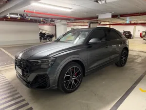 Audi Q8 55 TFSI e quattro tiptronic -