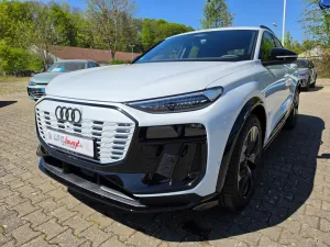 Audi SQ6 Sportback e-tron SQ6 quattro MMI plus Navi