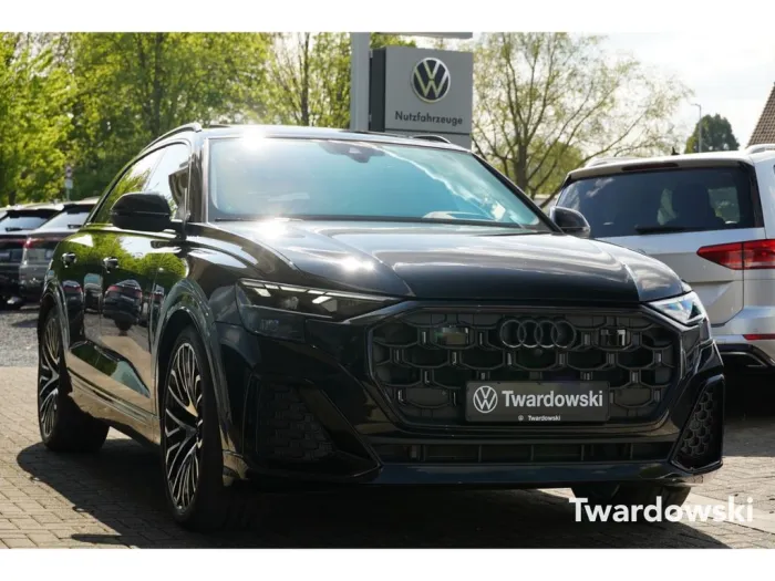Audi Q8 50 TDI S line Pano Hud Matrix 23'' B&O AHK 36