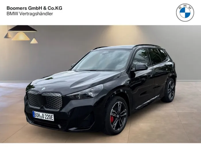 BMW iX1 xDrive 30 M Sport Pro AHK HUD Pano Harman/Ka