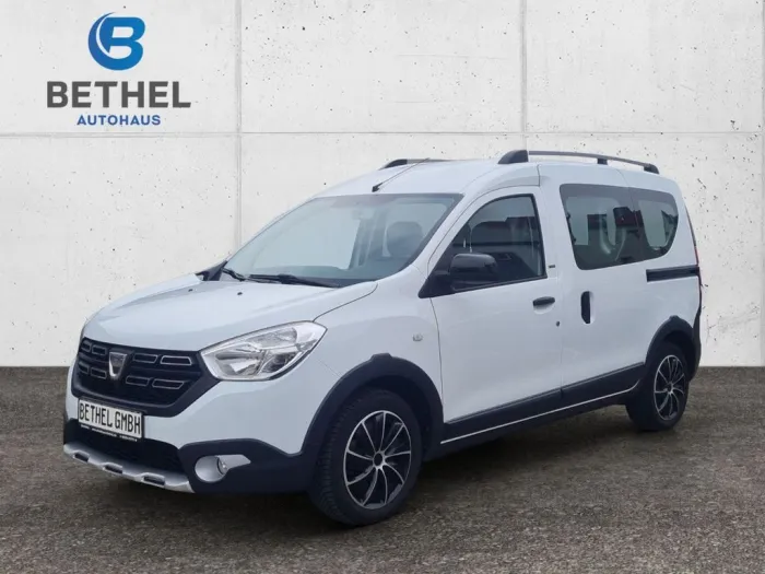 Dacia Dokker TCe 115 Stepway Celebration, Navi, Shz.