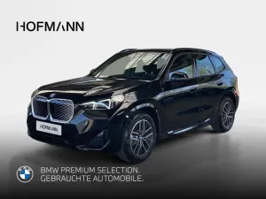 BMW iX1 xDrive30 M Sport+AHK+Memorysitz+ACC+360°+HuD