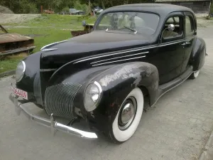 Lincoln Continental Zephyr V12