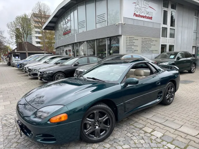Mitsubishi 3000 GT -Twin Turbo 320 Ps NEU MOTOR NEU LACK