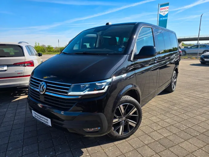 Volkswagen T6.1 Multivan 4 Motion DSG ACC AHK STANDHEIZUNG