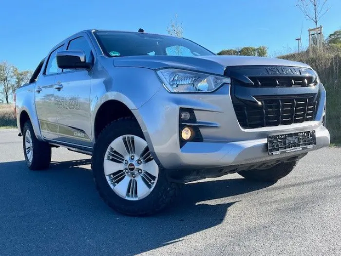 Isuzu D-Max 4x4 Rollo/Überollbügel/SHZ/PDC