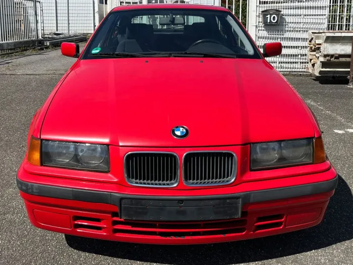 BMW 316 316i Compact - E36 - Hellrot