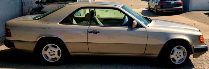 Mercedes-Benz CE 300