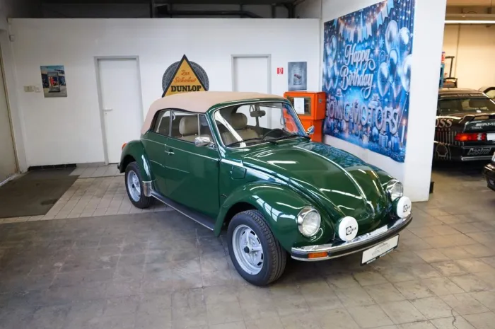 Volkswagen 1303 LS Käfer Cabriolet neu aufgebaut