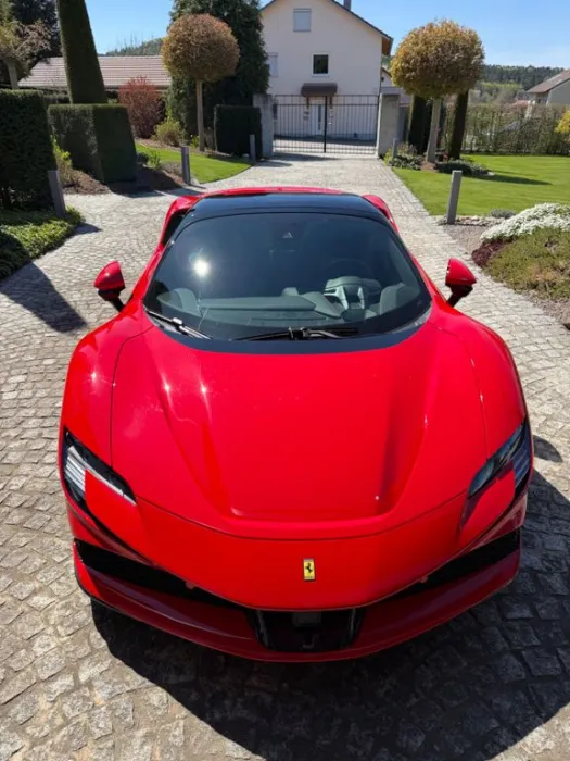 Ferrari SF90