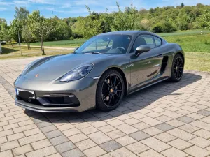 Porsche Cayman GTS 4.0