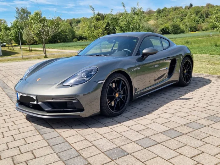 Porsche Cayman GTS 4.0
