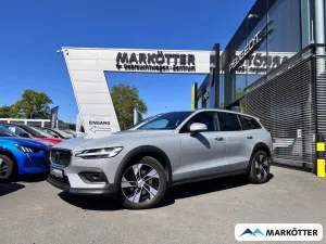 Volvo V60 Cross Country B4 AWD Plus  AHK/BLIS/CAM/SHZ/