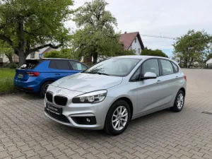 BMW 218 2 Active Tourer 218 i Advantage/AHK/8-fach
