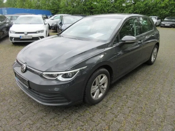 Volkswagen Golf Life 1.5 TSI NAVI KAMERA ACC LED PLUS ALU A