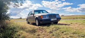 Mercedes-Benz W124 260E Oldtimer