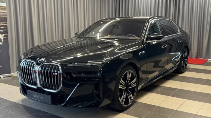 BMW M760 7 M760 e xDrive