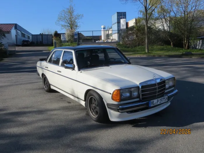 Mercedes-Benz 200