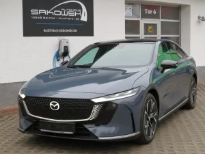 Mazda 6E TAKUMI NAVI LED HEAD UP LEDER 360°KAMERA PANO
