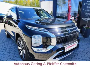 Mitsubishi Outlander TOP 2.4 PHEV Top 2-farbig