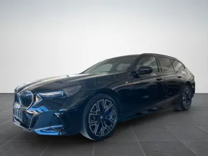 BMW 540d Touring xDrive M SPORT PRO /AHK/PANO/STHZG/