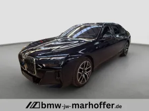 BMW 740d xDrive MSport PanGlasSky Standhzg Iconic
