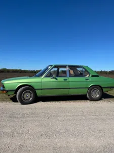 BMW 528