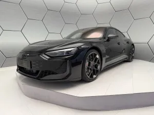 Audi e-tron GT RS performance Carbon Massage Keramik