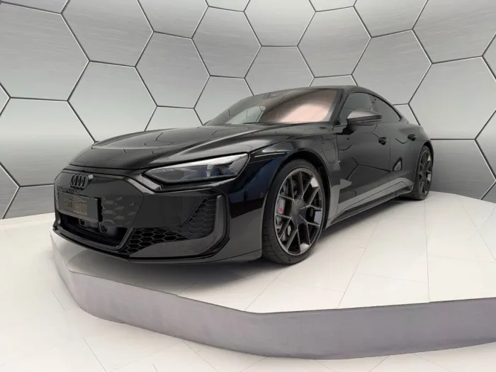 Audi e-tron GT RS performance Carbon Massage Keramik