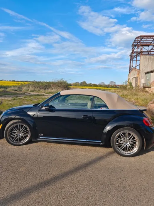 Volkswagen Beetle  Cabriolet 