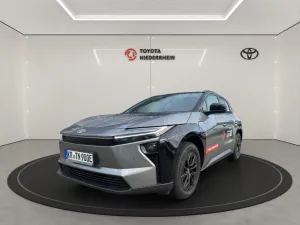 Toyota bz4X Lounge 4x4 SKY & SOUND+LED+NAVI+CARPLAY+PGD