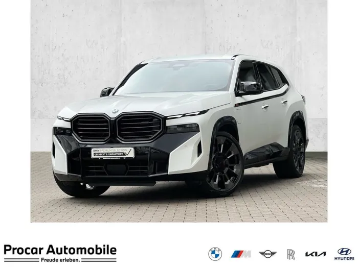 BMW XM Label DA Prof PA+ M Drivers Softcl. B&W 23