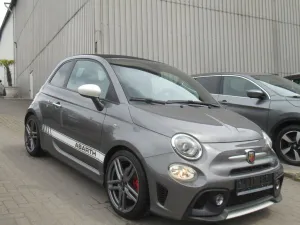 Abarth 595C Cabrio Turismo-NAVI-LEDER-PDC-DAB-1.HAND
