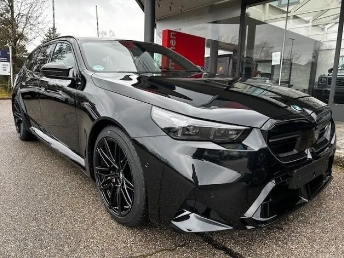 BMW M5 Touring/Ultimate Package/Keramik/AHK/B&W/Pano