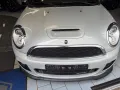 MINI John Cooper Works Cabrio JCW