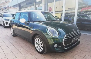 MINI Mini 5 porte 1.5 Cooper D 5p Business auto