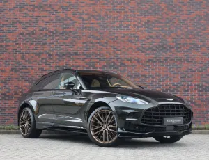 Aston Martin DBX 707 - Minotaur Green - Copper Tan