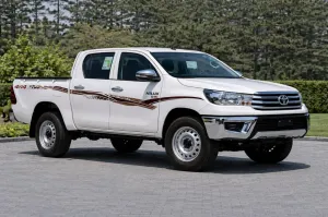 Toyota Hilux 2.4 4X4 GL2 D/C M/T D EXPORT OUT OF EU